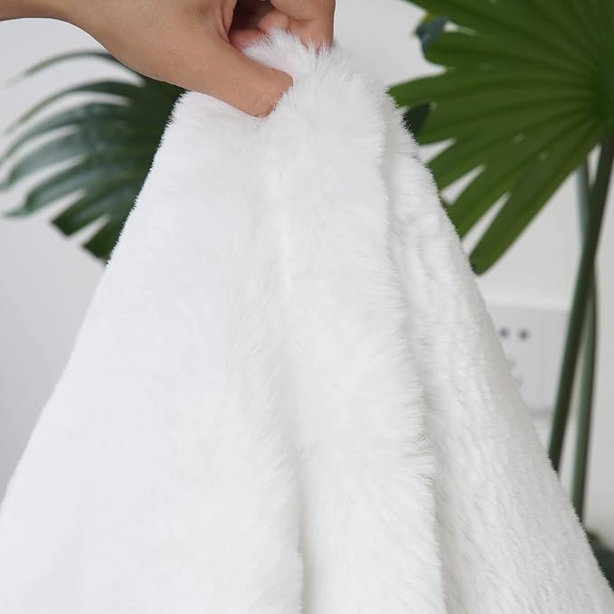 Ghouse Ultra Soft Faux Rabbit Fur Rug 2x3, Machine Washable Area Rugs - Image 7