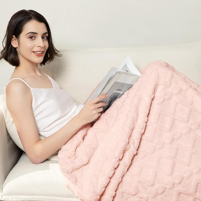 Aganear Flannel Throw Blanket - Image 6