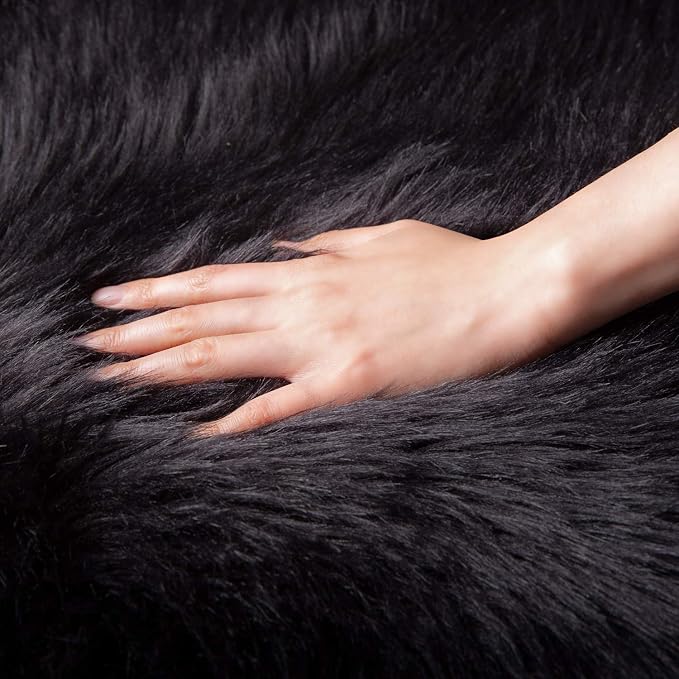 Ashler faux fur rug, Fluffy Shaggy Area Rug Ultra Soft 2.2 x 6 Feet Rectangle - Image 4
