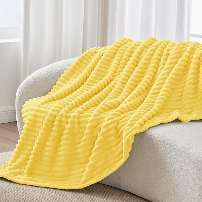 BEDELITE Twin Blanket for Couch & Bed, 300GSM Soft & Warm Fleece Blanket - Image 8