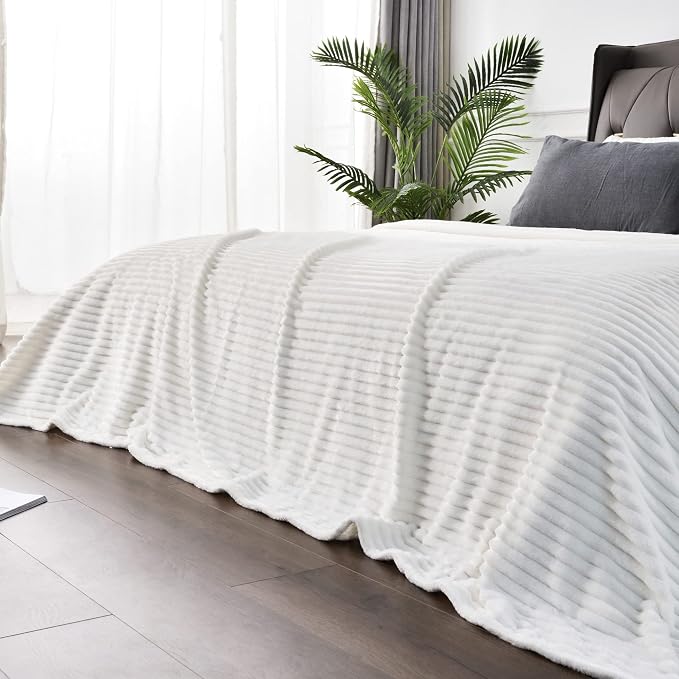 BEDELITE Fleece Blanket Twin Size – 3D Ribbed Jacquard Soft and Warm Decorative - Image 2