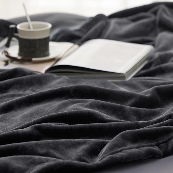 Bedsure GentleSoft Fleece Blanket Twin Size Dark Grey - Image 5