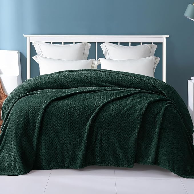 Exclusivo Mezcla Fleece Queen Size Blanket - Image 2