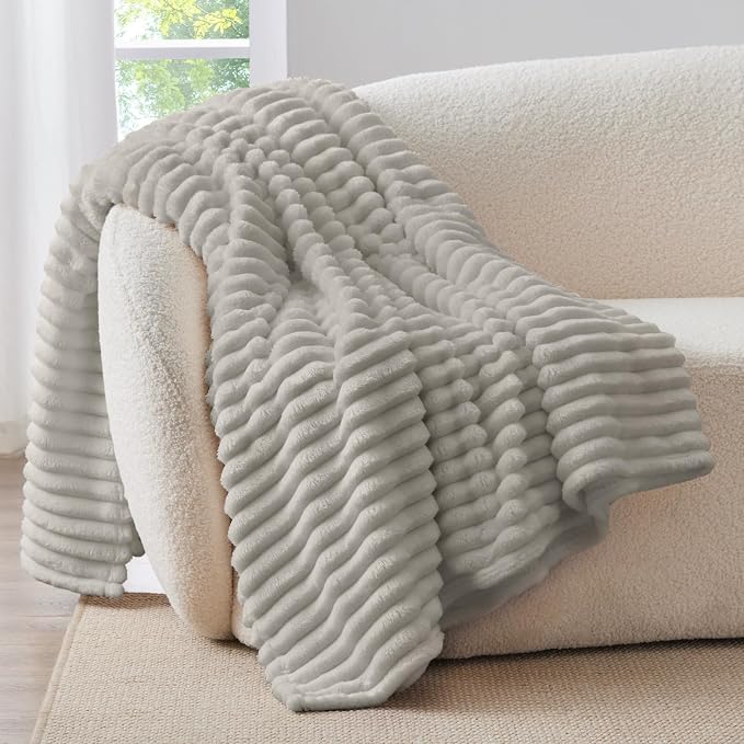BEDELITE Twin Blanket for Couch & Bed, 300GSM Soft & Warm Fleece Blanket - Image 7