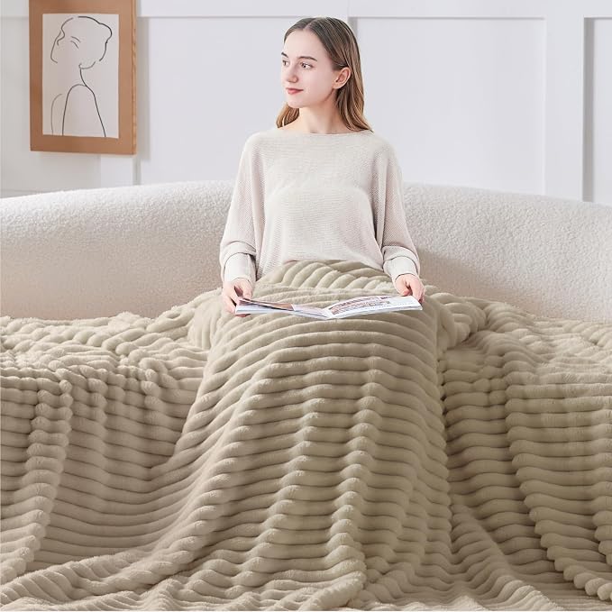 BEDELITE Fleece Throw Blanket for Couch - Image 3