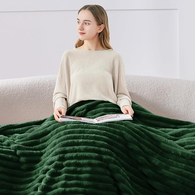 BEDELITE Twin Blanket for Couch & Bed, 300GSM Soft & Warm Fleece Blanket - Image 3
