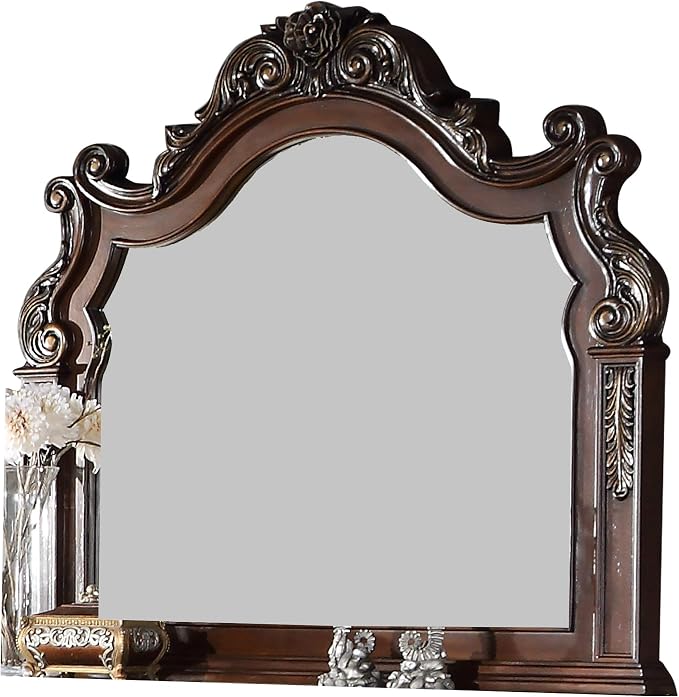 First of a Kind Santa Monica Traditional 4 Piece Queen Bedroom Set - Image 4