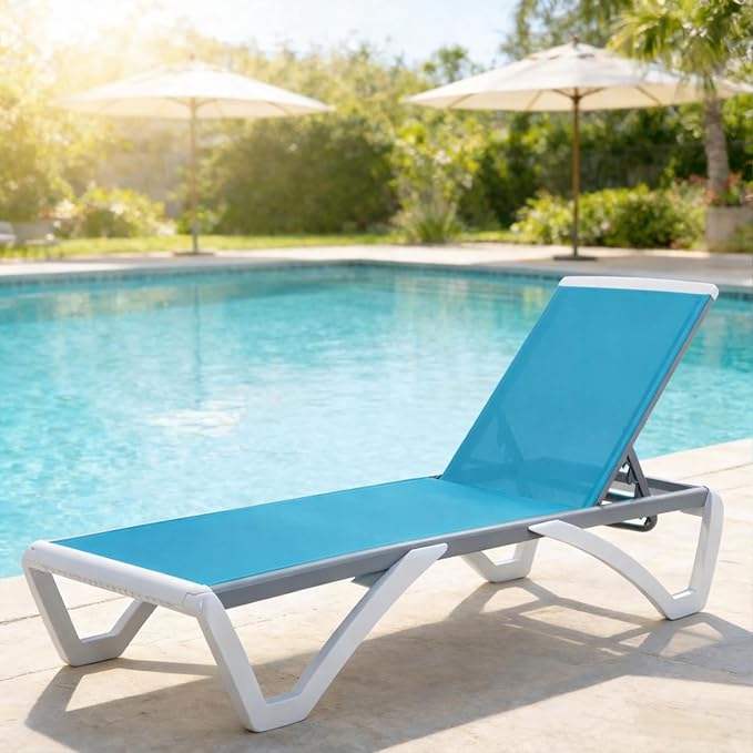 Kozyard Outdoor Chaise Lounge Chair, Fully Flat Adjustable Patio Lounger by Kozyard