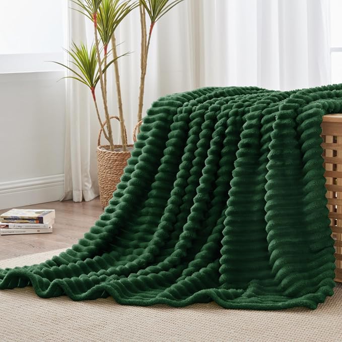BEDELITE Twin Blanket for Couch & Bed, 300GSM Soft & Warm Fleece Blanket - Image 7