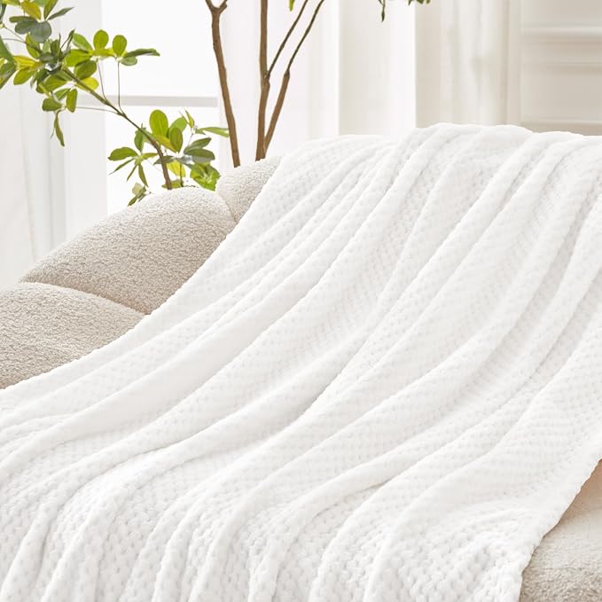 Exclusivo Mezcla Fleece Throw Blanket Extra Large, Super Soft and Warm Blankets - Image 6