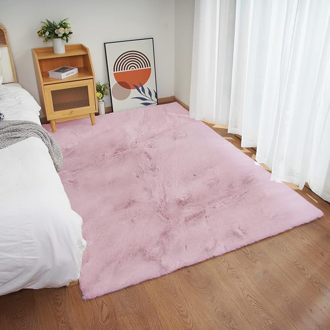 Ghouse Ultra Soft Faux Rabbit Fur Rug 5x8, Machine Washable Area Rugs by Ghouse