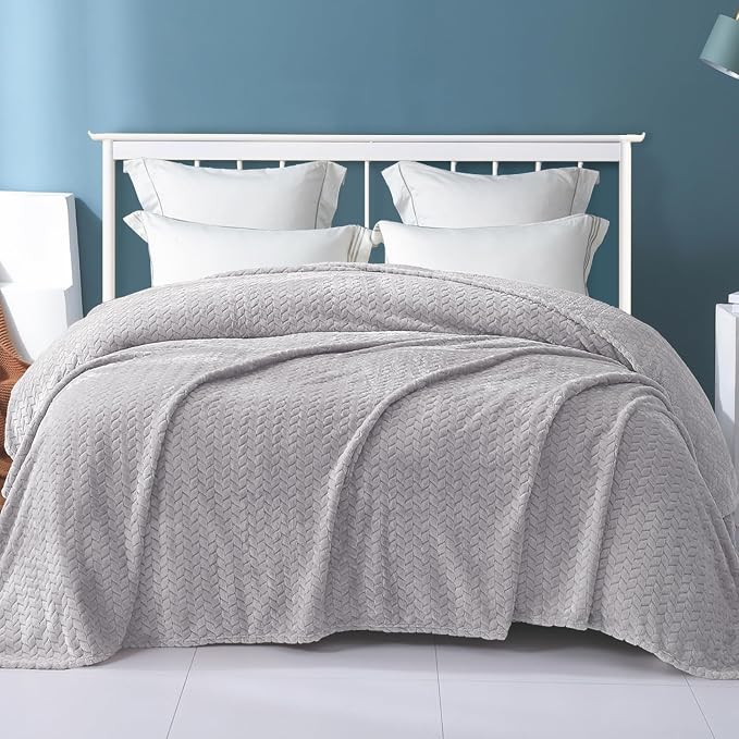 Exclusivo Mezcla Fleece Twin Size Blanket - Image 2