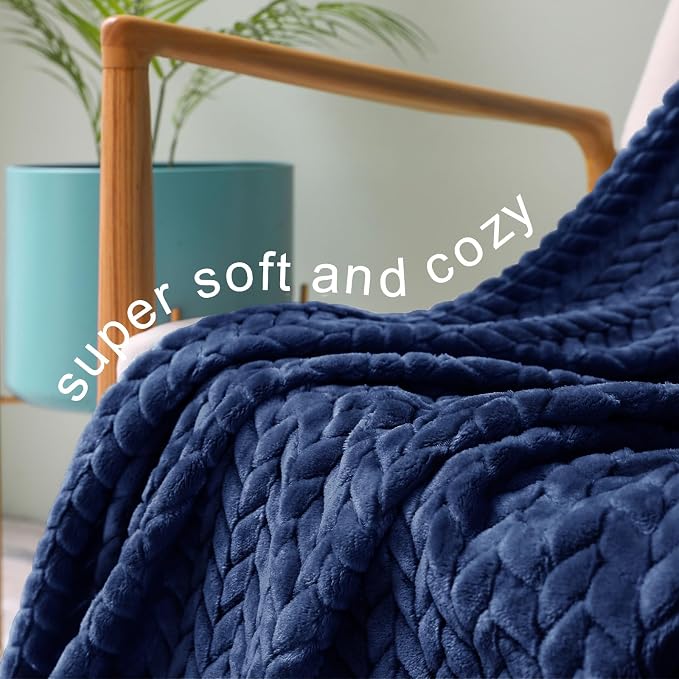 Exclusivo Mezcla Fleece Queen Size Blanket - Image 4