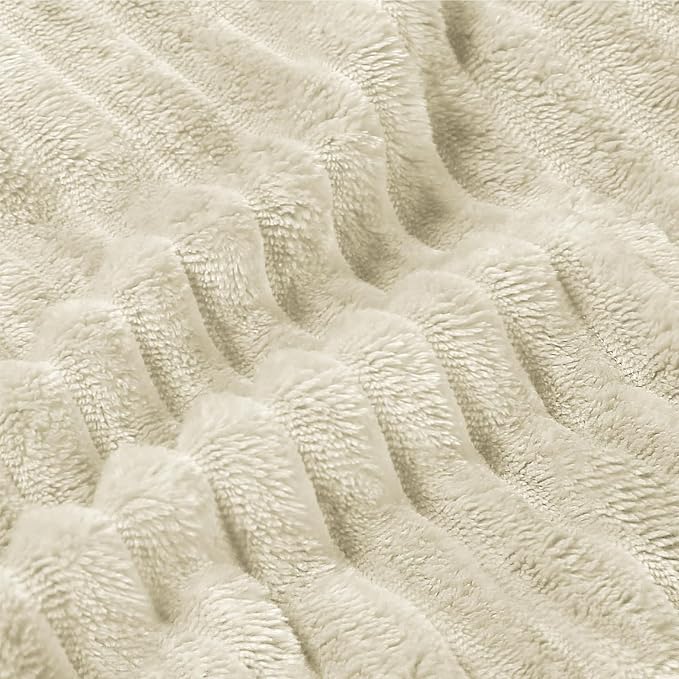 BEDELITE Fleece Throw Blanket for Couch – 3D Ribbed Jacquard Soft and Warm - Image 4
