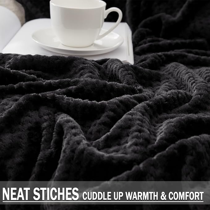 Exclusivo Mezcla Fleece Bed Blanket King Size, Super Soft and Warm Blankets - Image 6