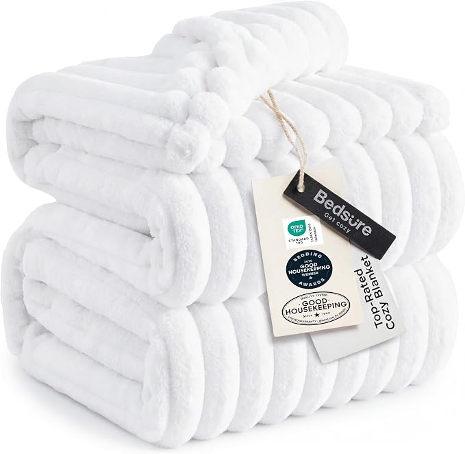 Bedsure GentleSoft Queen Blanket by BEDSURE
