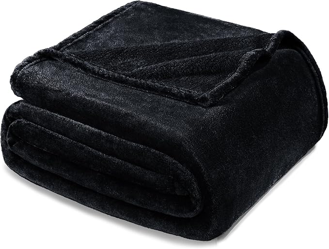 Exclusivo Mezcla Fleece Blankets Queen Size by ExclusivoMezcla