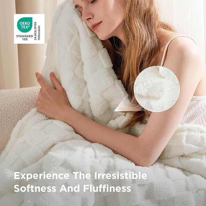 Bedsure GentleSoft Blankets Queen Size - Image 4