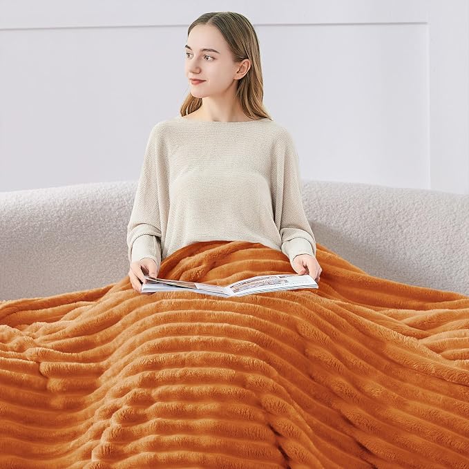 BEDELITE Twin Blanket for Couch & Bed, 300GSM Soft & Warm Fleece Blanket - Image 2