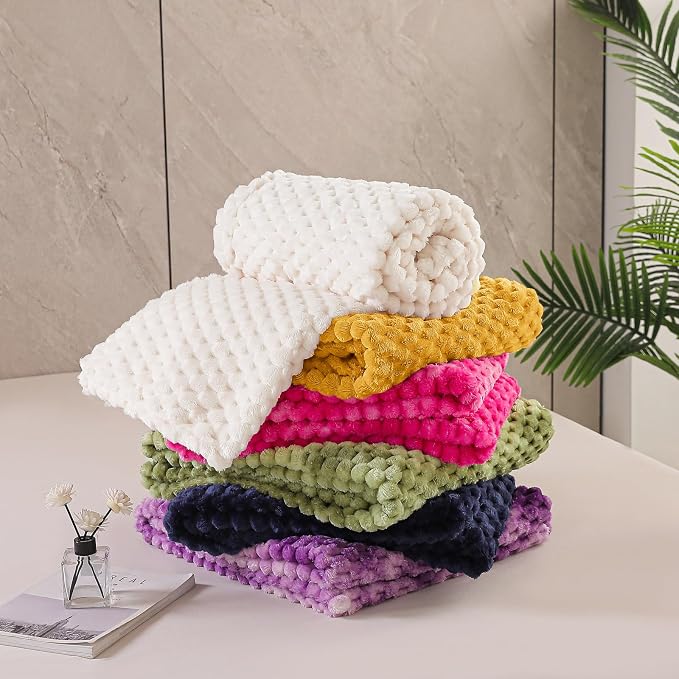 Exclusivo Mezcla Fleece Queen Blanket - Image 8
