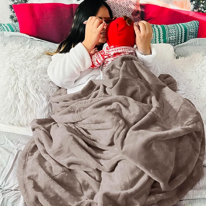Bedsure GentleSoft Fleece Blankets Twin Size Mocha Brown - Image 6