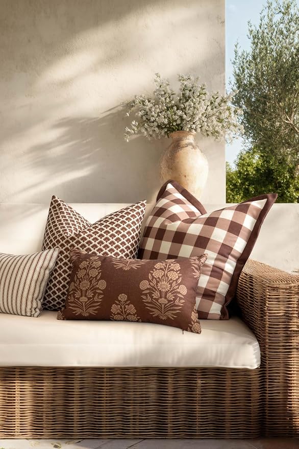 Crumbs Home Modern Farmhouse California Casual Indoor Outdoor Lumbar Pillow - Image 3