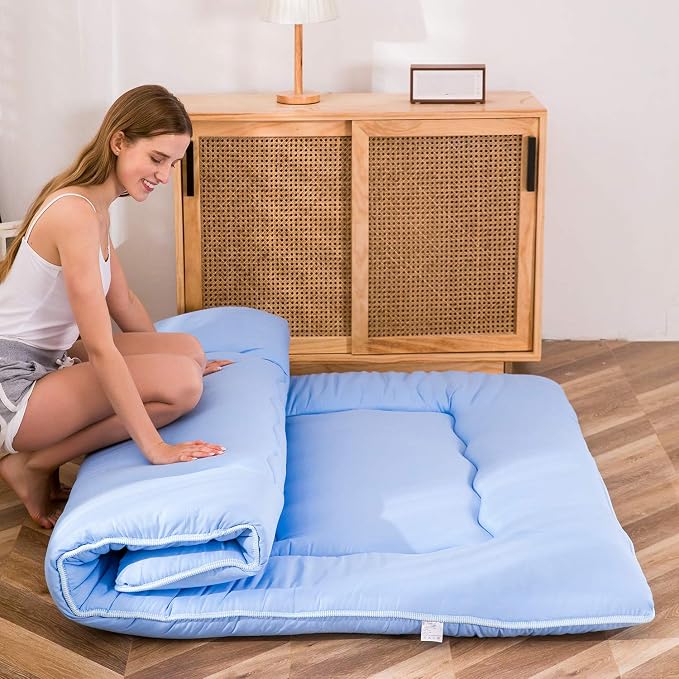 MAXYOYO Japanese Floor Mattress Futon Mattress, Thicken Sleeping Pad Foldable by MAXYOYO