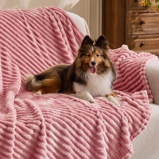 BEDELITE Fleece Throw Blanket for Couch – 3D Ribbed Jacquard Soft and Warm - Image 3