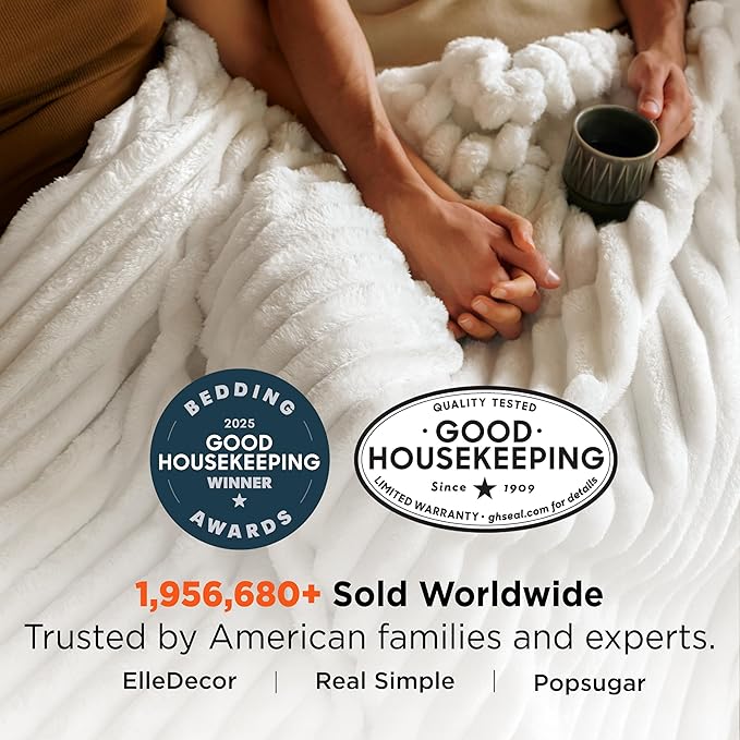 Bedsure GentleSoft White Throw Blanket - Image 2