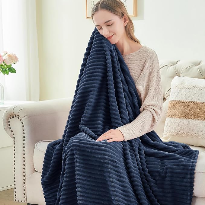 BEDELITE Fleece Blanket King Size – 3D Ribbed Jacquard Soft and Warm Decorative - Image 3