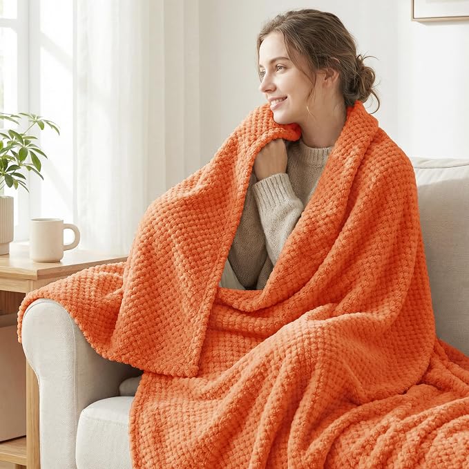 Exclusivo Mezcla Fleece Bed Blanket King Size, Super Soft and Warm Blankets - Image 2