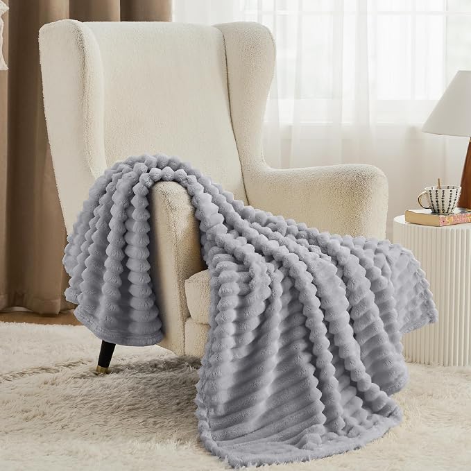 Bedsure GentleSoft Twin Blanket - Image 2