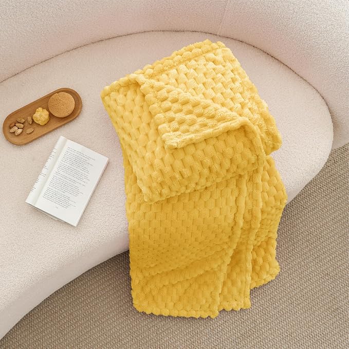 BEDELITE Jacquard Blanket- 3D Fleece Decorative Yellow Throw Blanket, Super - Image 6
