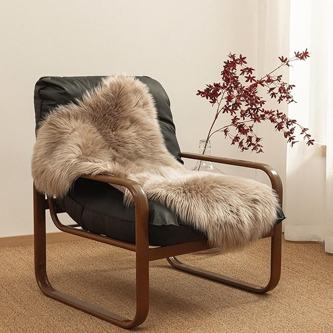 Ashler Faux Fur Rug, Fluffy Sheepskin Fur Rug, Fuzzy Ultra Soft 2 x 3 Ft Rugs - Image 2