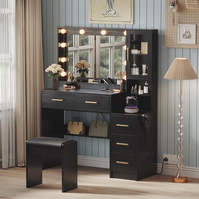 TOKSOM Makeup Vanity with Lights & Charging Station, Bedroom Makeup Dressing by TOKSOM