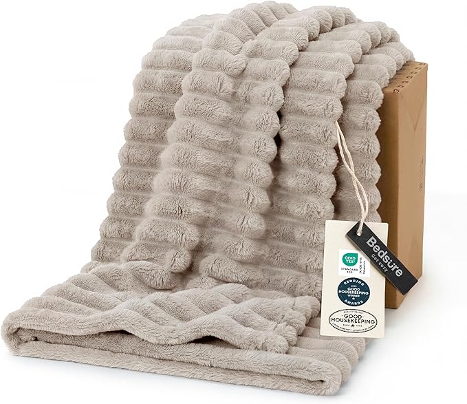 Bedsure GentleSoft Twin Blanket by BEDSURE