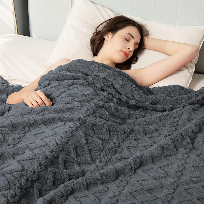 Aganear Twin Blanket - Image 2