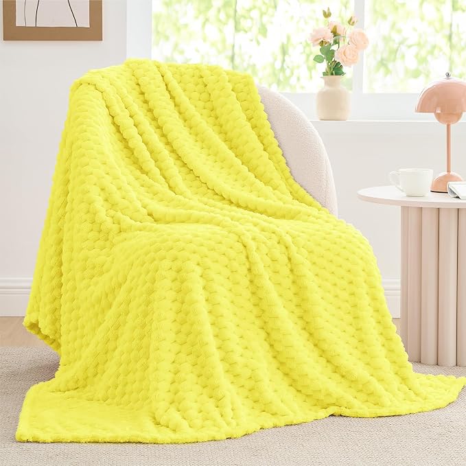BEDELITE Fleece Throw Blanket for Couch & Bed by BEDELITE