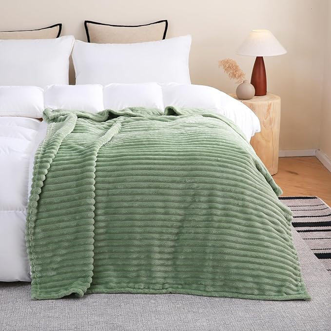 Sage Green Fleece Throw Blanket 60”×80” - Image 3