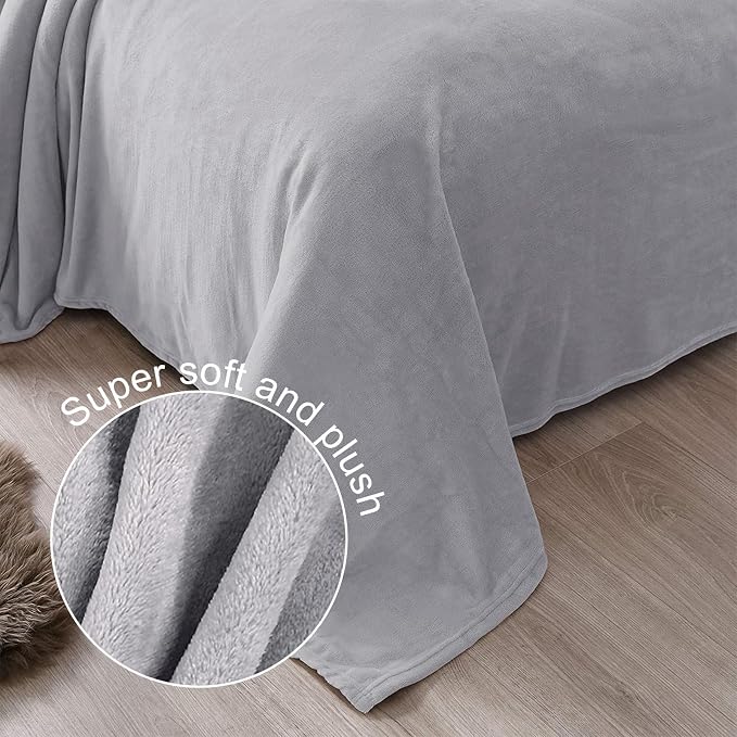 Exclusivo Mezcla Fleece Light Grey Throw Blanket - Image 5
