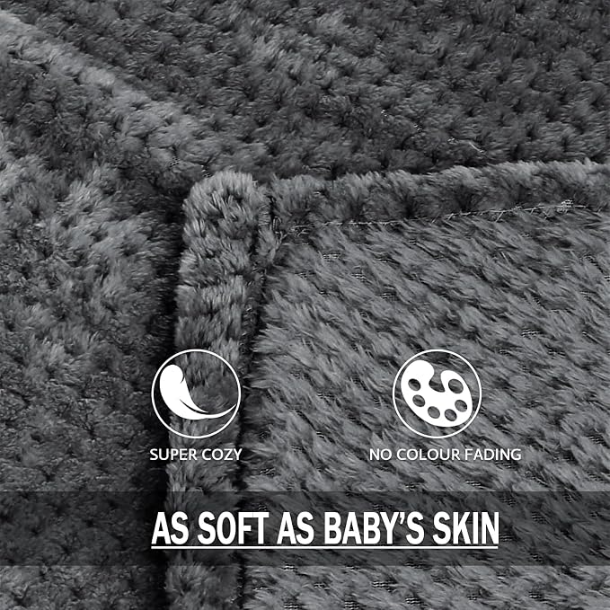 Exclusivo Mezcla Fleece Bed Blanket Twin Size, Super Soft and Warm Blankets - Image 8