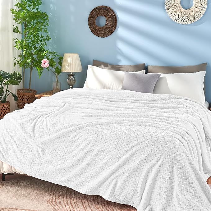 inhand White Fleece Queen Blanket - Image 3