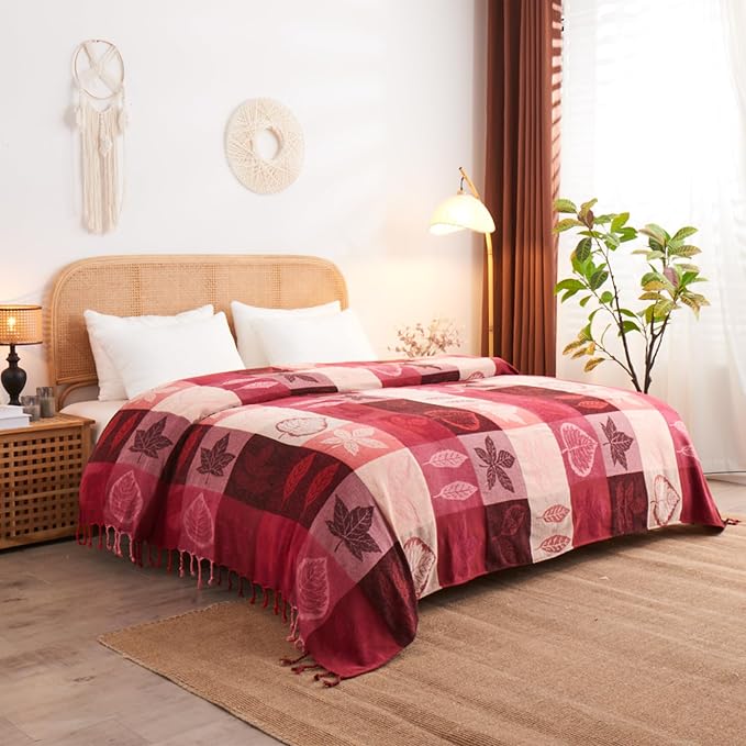 Bohemian Chenille Jacquard Tassel Throws - Image 3