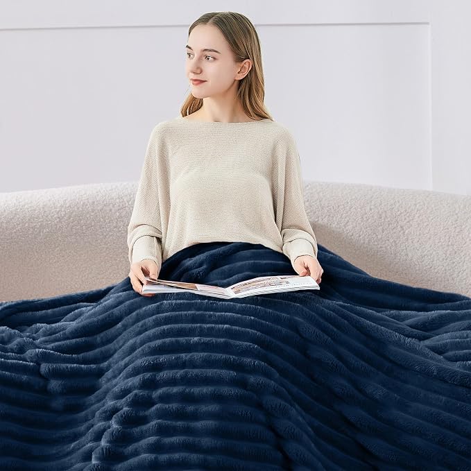 BEDELITE King Size Blanket for Bed, 300GSM Soft & Warm Fleece Blanket, - Image 3