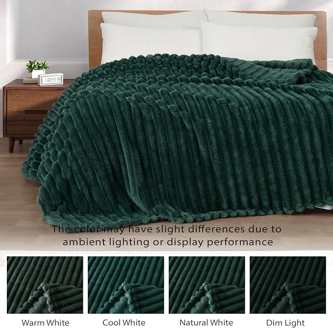 Exclusivo Mezcla King Size Flannel Fleece Blanket, Super Soft Striped Jacquard - Image 3