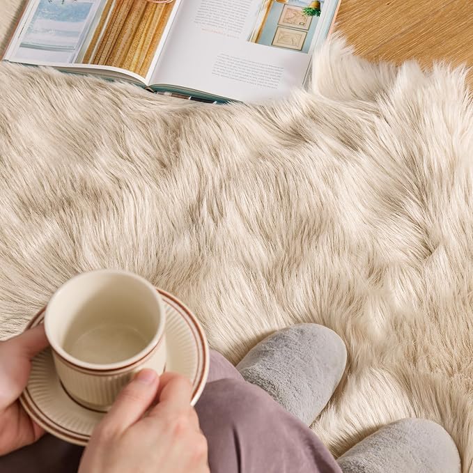 MIULEE Luxury Super Soft Fluffy Area Rug Faux Fur Sheepskin Rug Decorative - Image 4