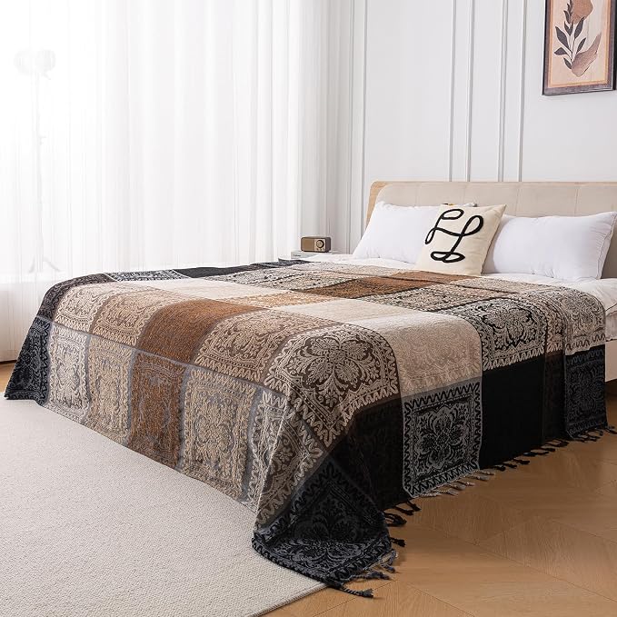Boho Throw Blanket, Chenille Jacquard Tassels Throw Blankets - Image 7