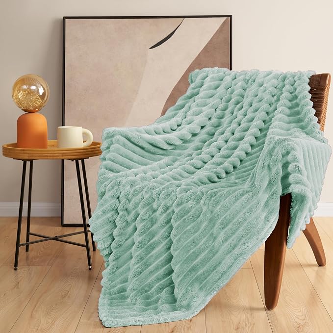 HIMEET Sage Green Ribbed King Size Blanket - Image 9