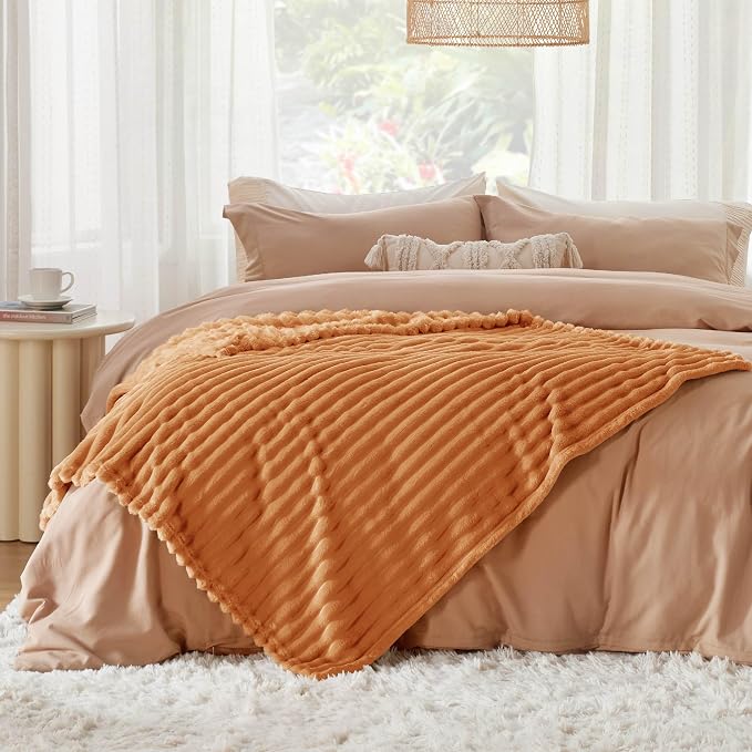 Bedsure GentleSoft Twin Blanket - Image 8