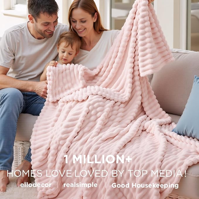 Bedsure GentleSoft Crystal Pink Fleece Blanket - Image 2